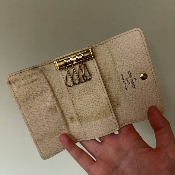 Louis Vuitton 4-Key Card Holder - Picture 2 of 2